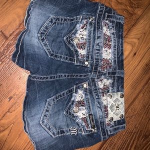 Women’s Miss me shorts